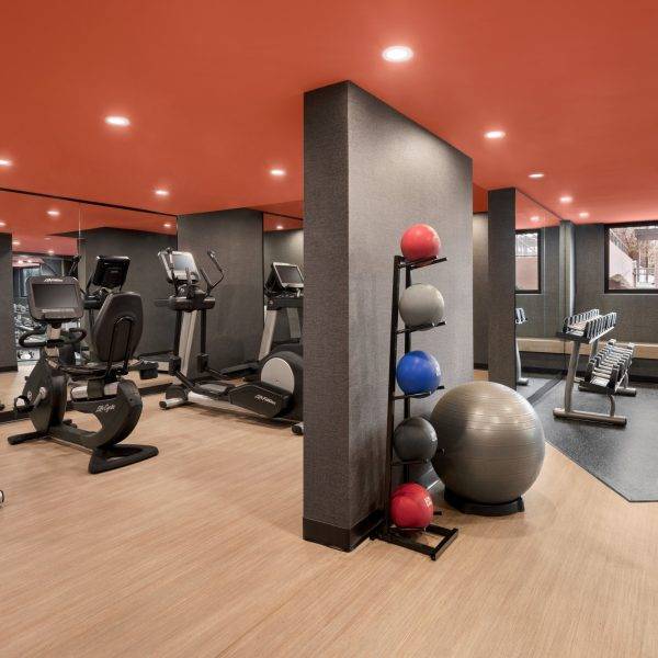 gym in Hilton Vancouver Airport